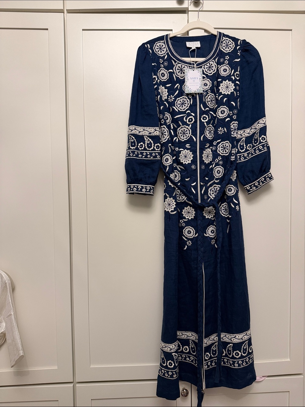 Embroidered Navy Blue Midi Dress with White Floral Detail - Picture 2 of 2